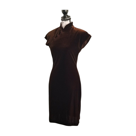 🇨🇦 Joseph Ribkoff Vamp 90s Brown Velvet Dress — Mandarin Collar Cheongsam - Picture 5 of 6